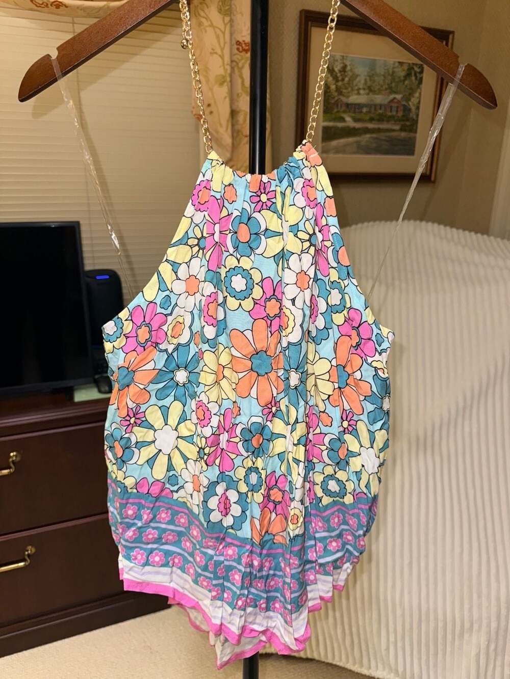 NO BOUNDARIES Juniors size SIZE S 3-5 flower print halter top w/chain neck NWT